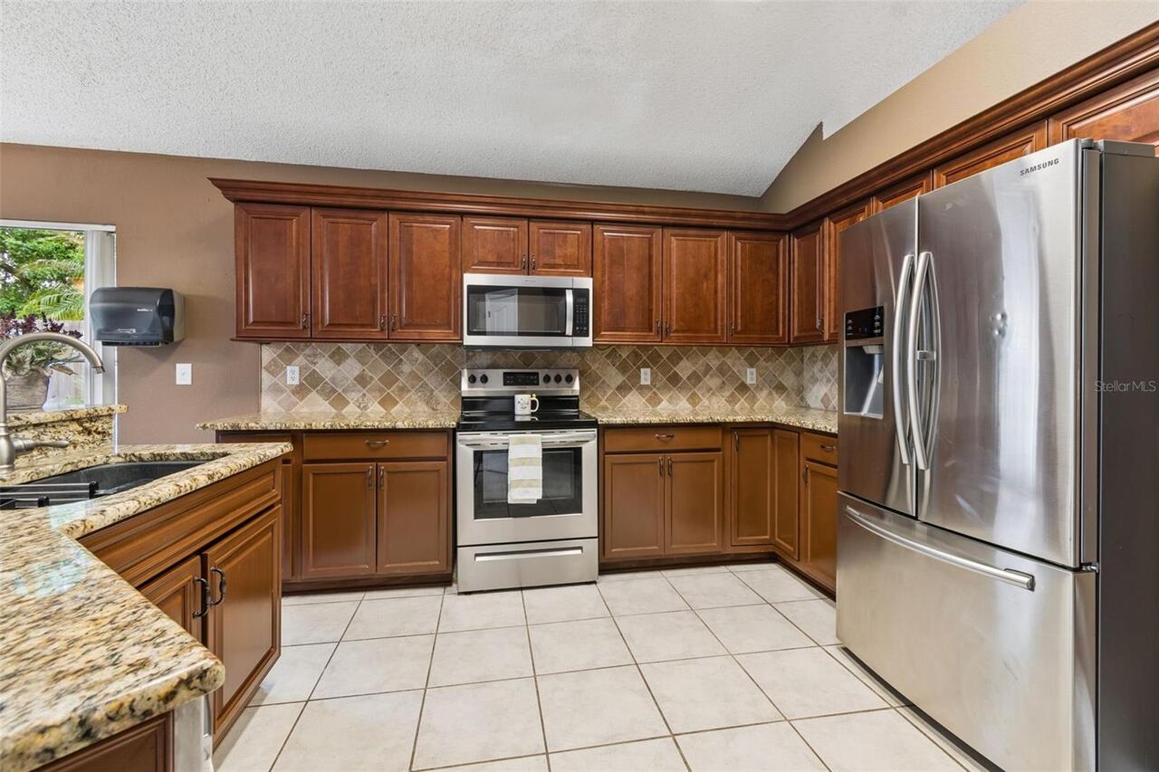 Listing Photo 7
