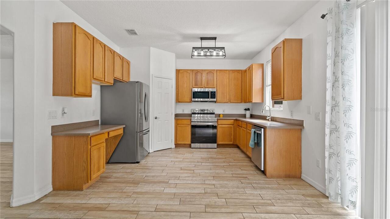 Listing Photo 11