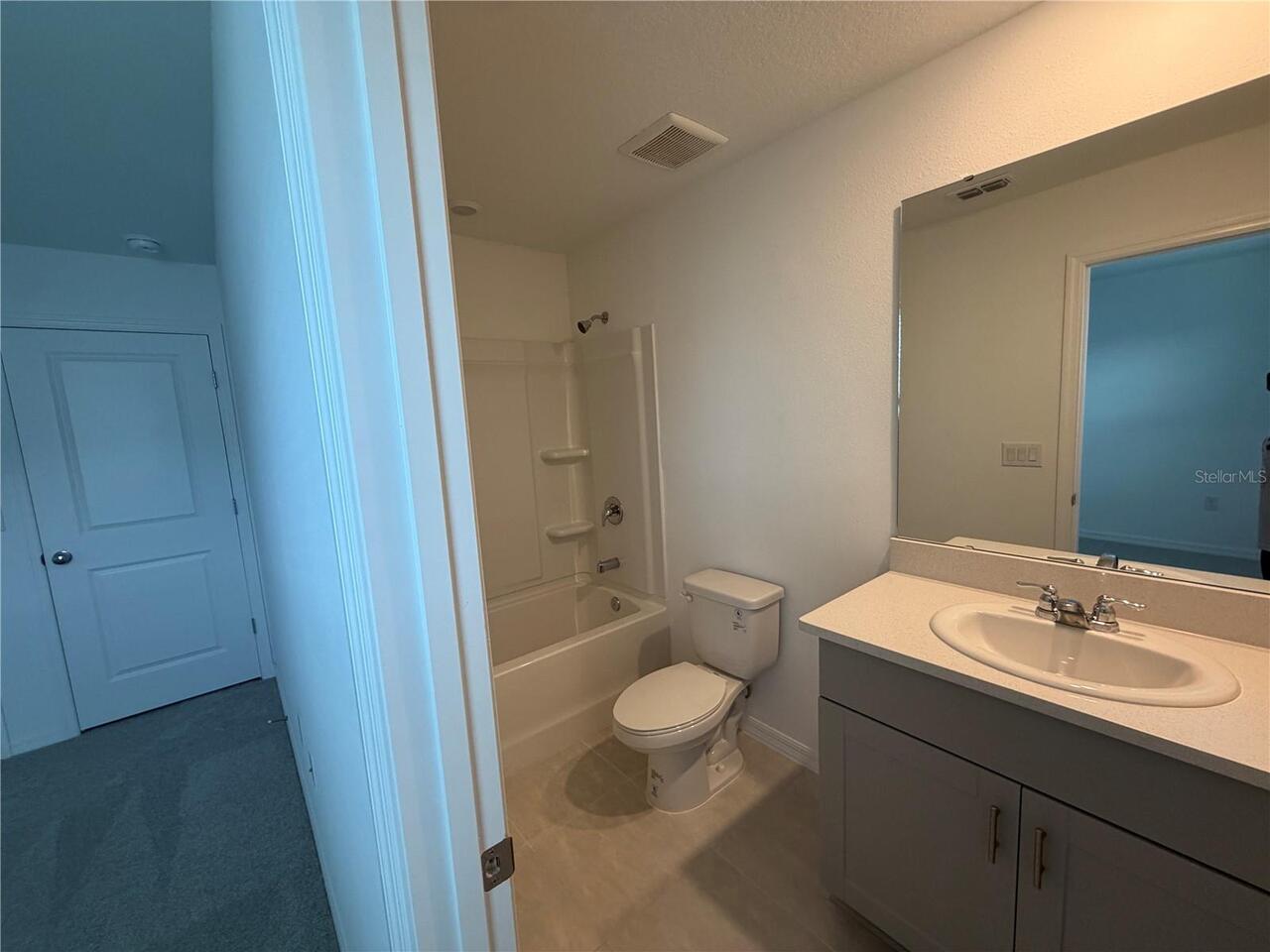Listing Photo 8