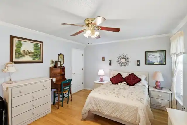 Listing Photo 17