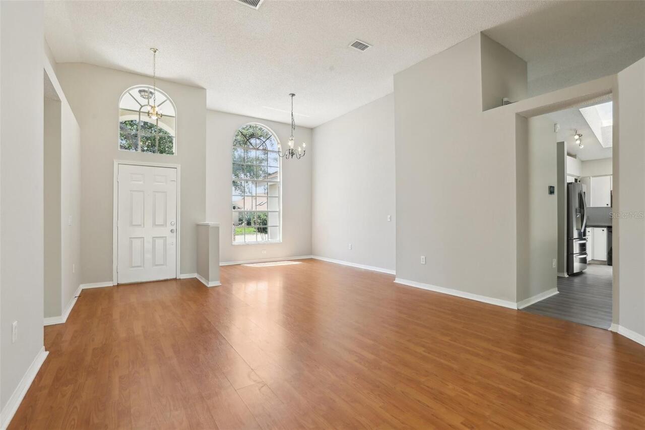 Listing Photo 9
