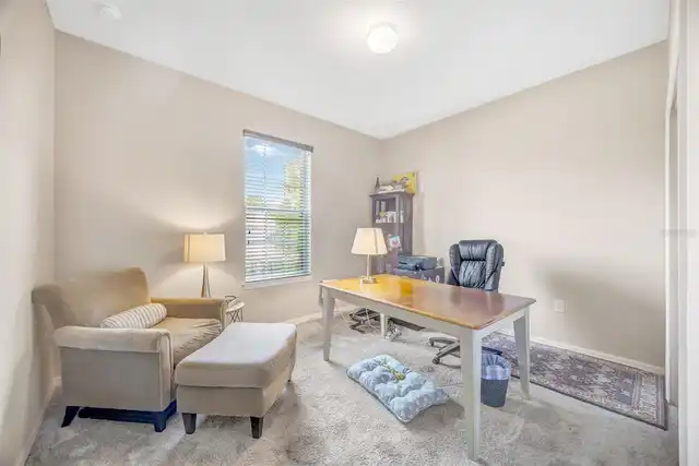 Listing Photo 12