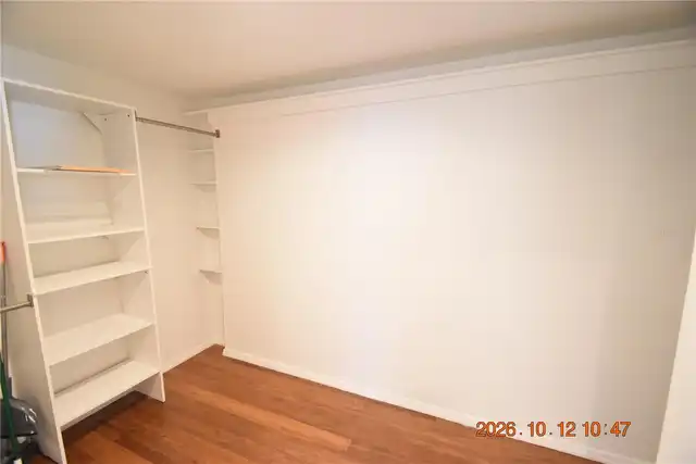 Listing Photo 12
