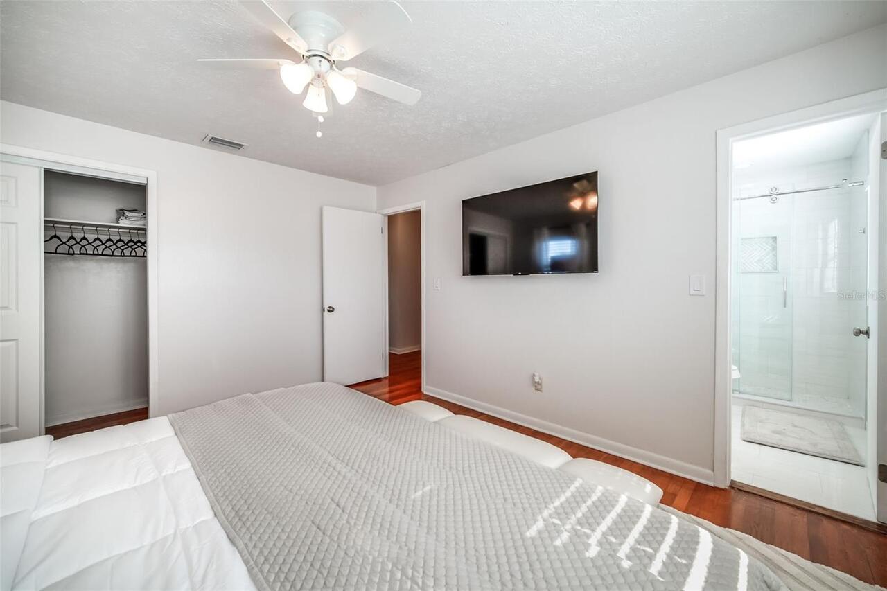 Listing Photo 33