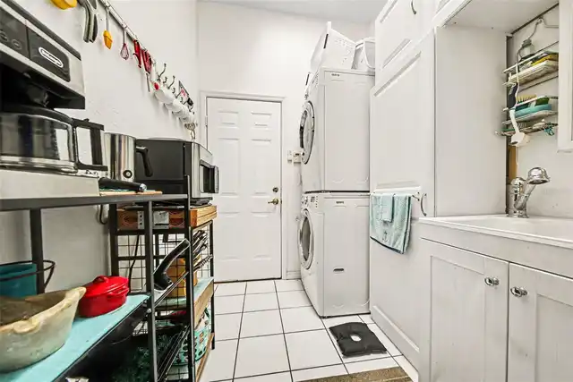 Listing Photo 14