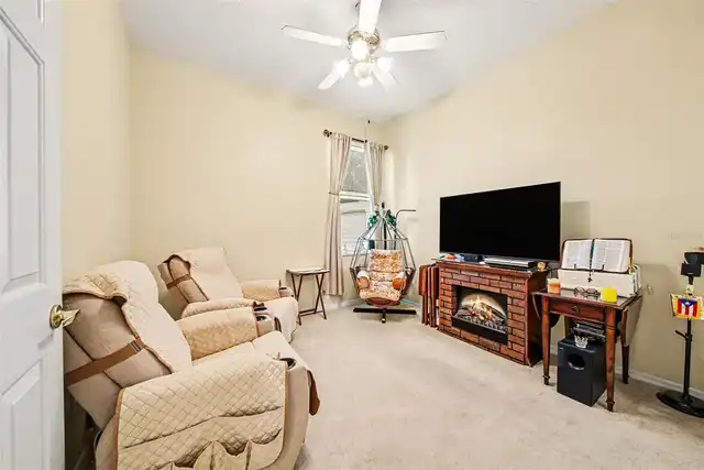 Listing Photo 24