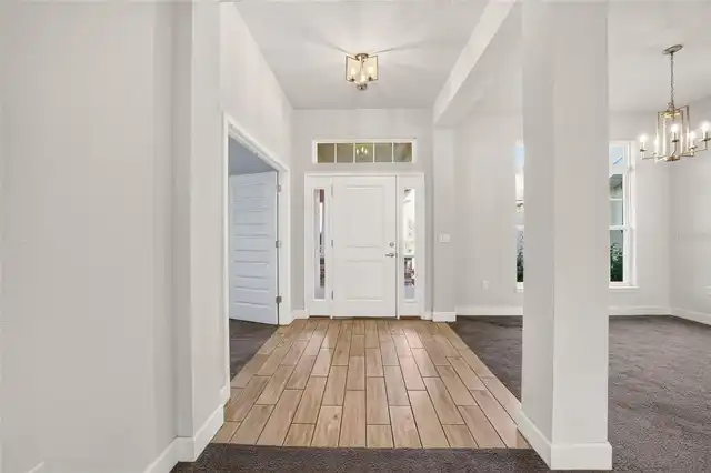 Listing Photo 11