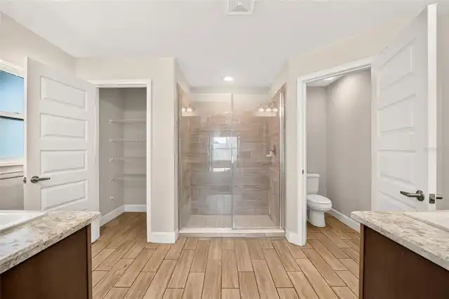 Listing Photo 43