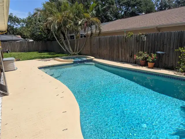 Listing Photo 5