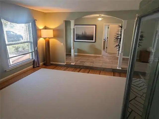 Listing Photo 12