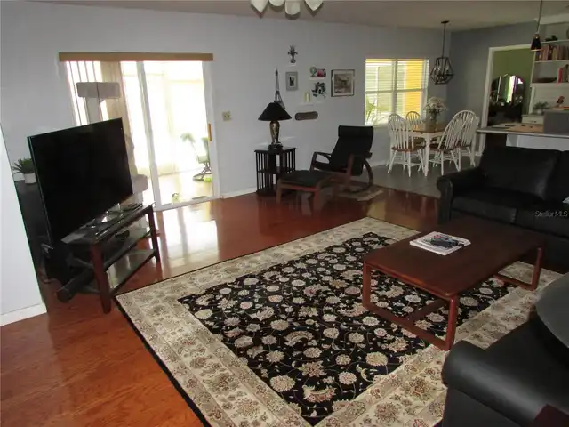 Listing Photo 16