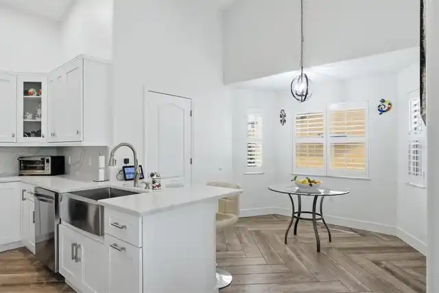 Listing Photo 19