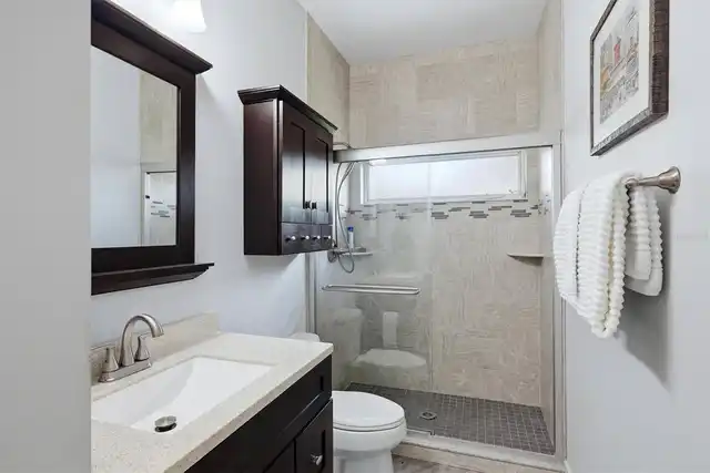 Listing Photo 28