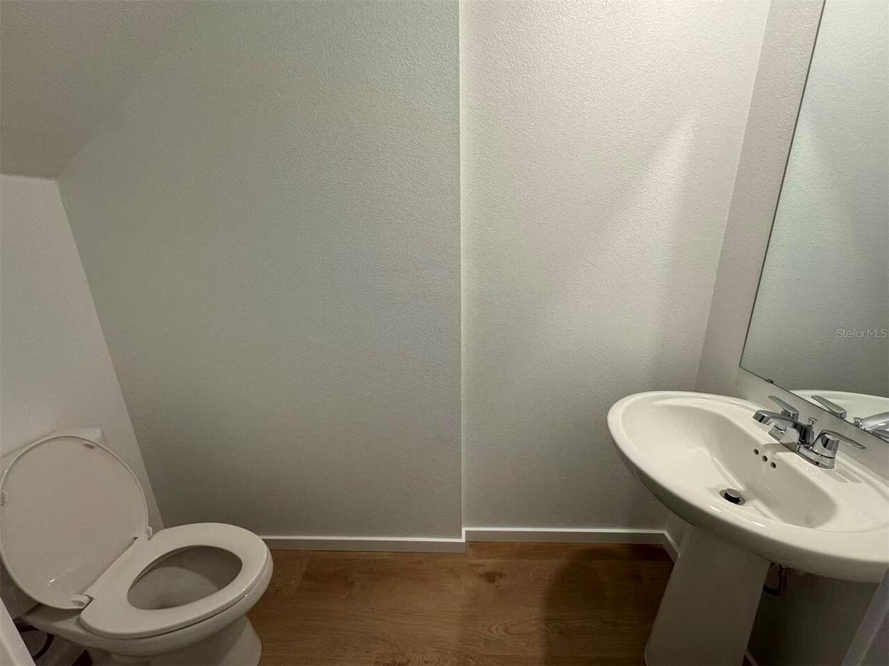 Listing Photo 8