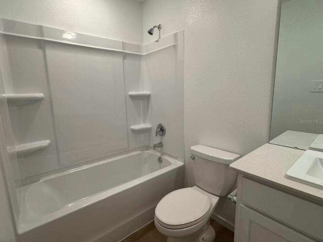 Listing Photo 9