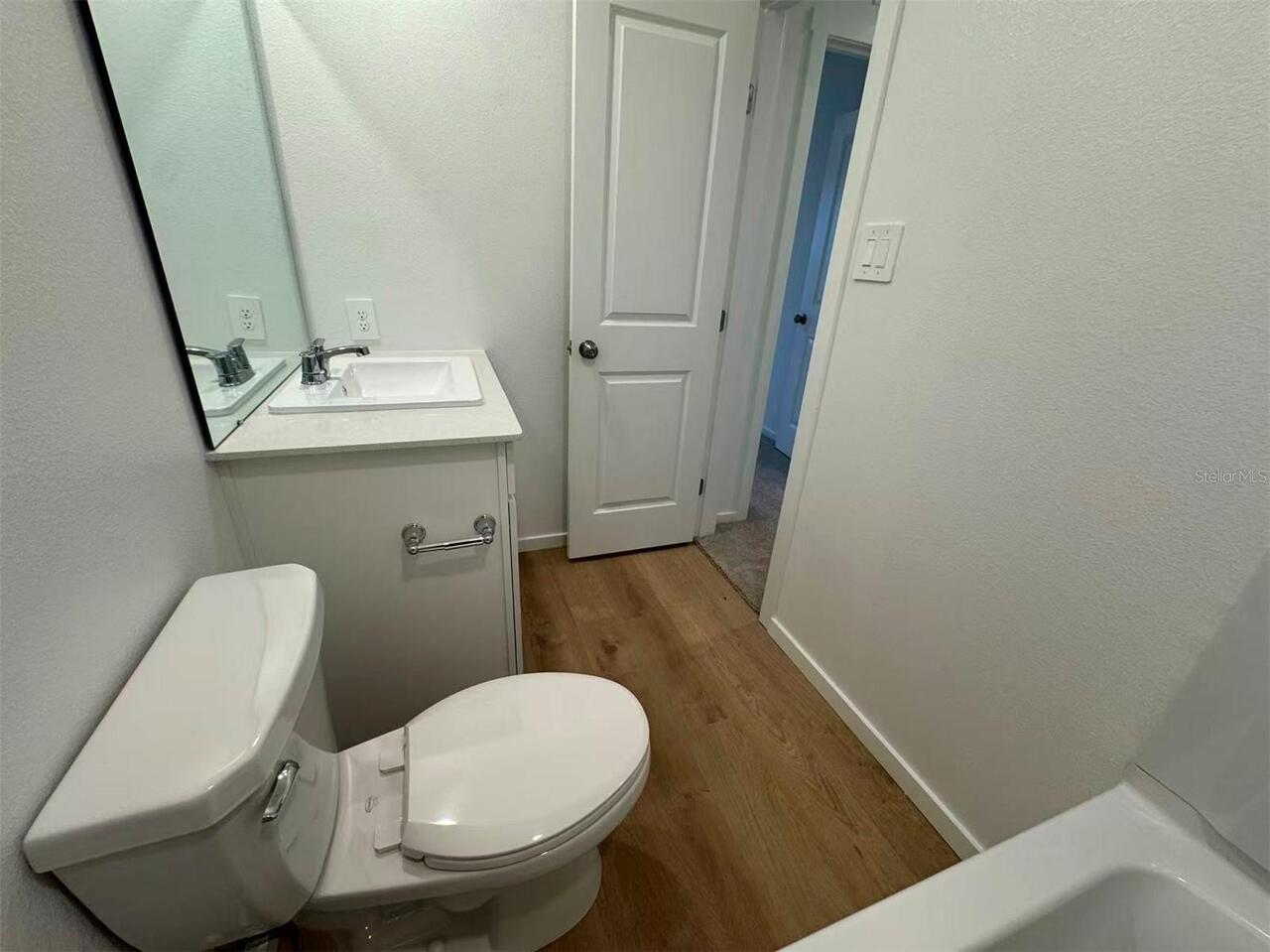 Listing Photo 10