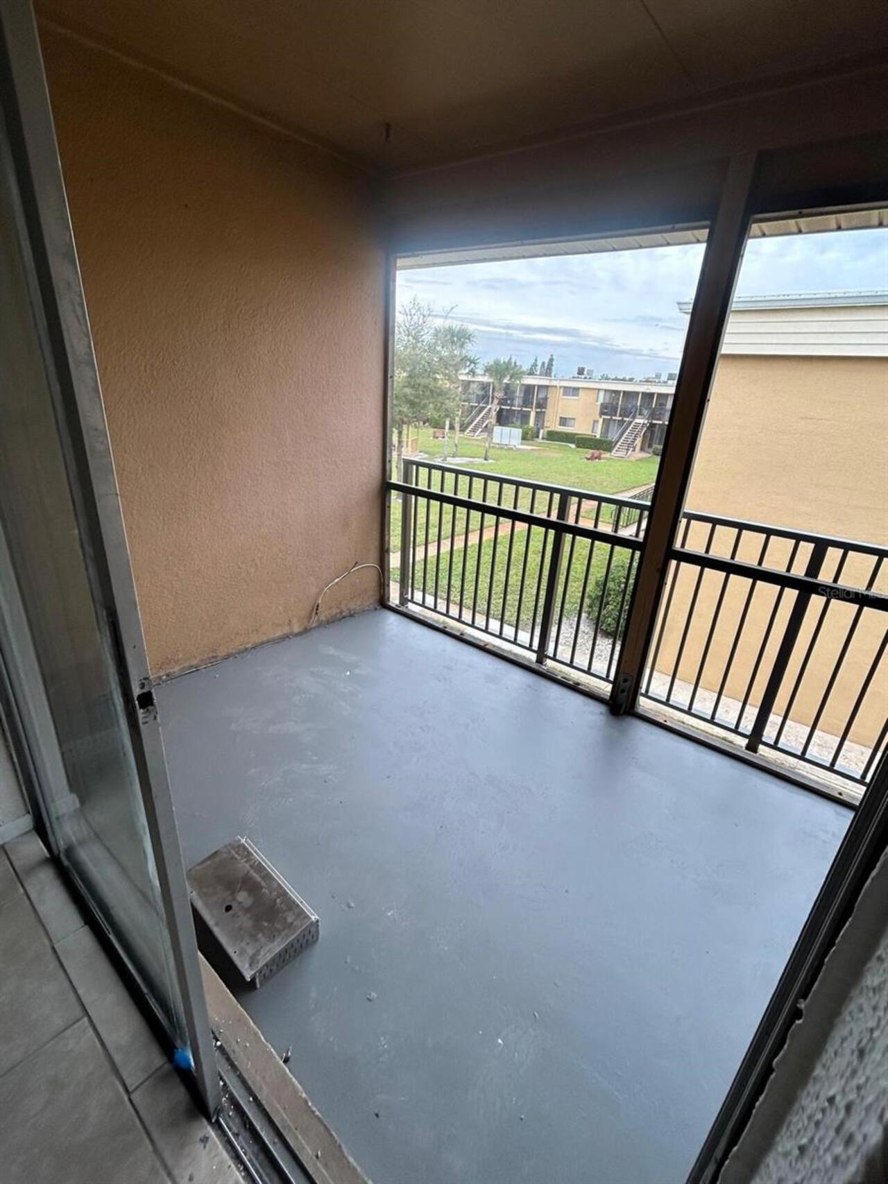Listing Photo 8