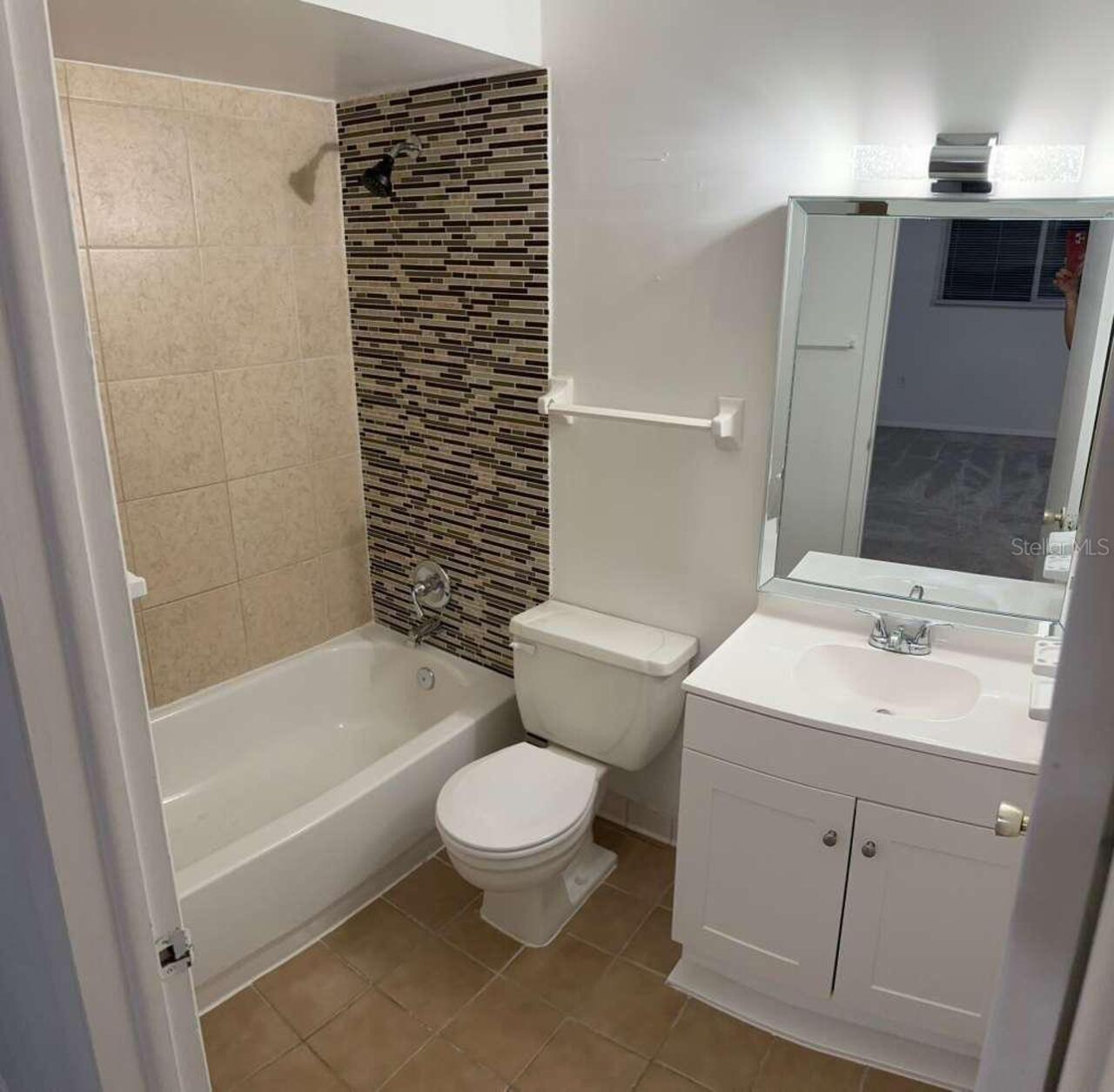 Listing Photo 15