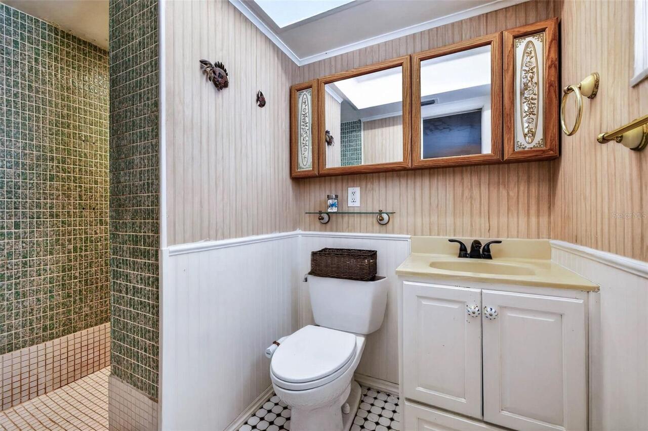 Listing Photo 16