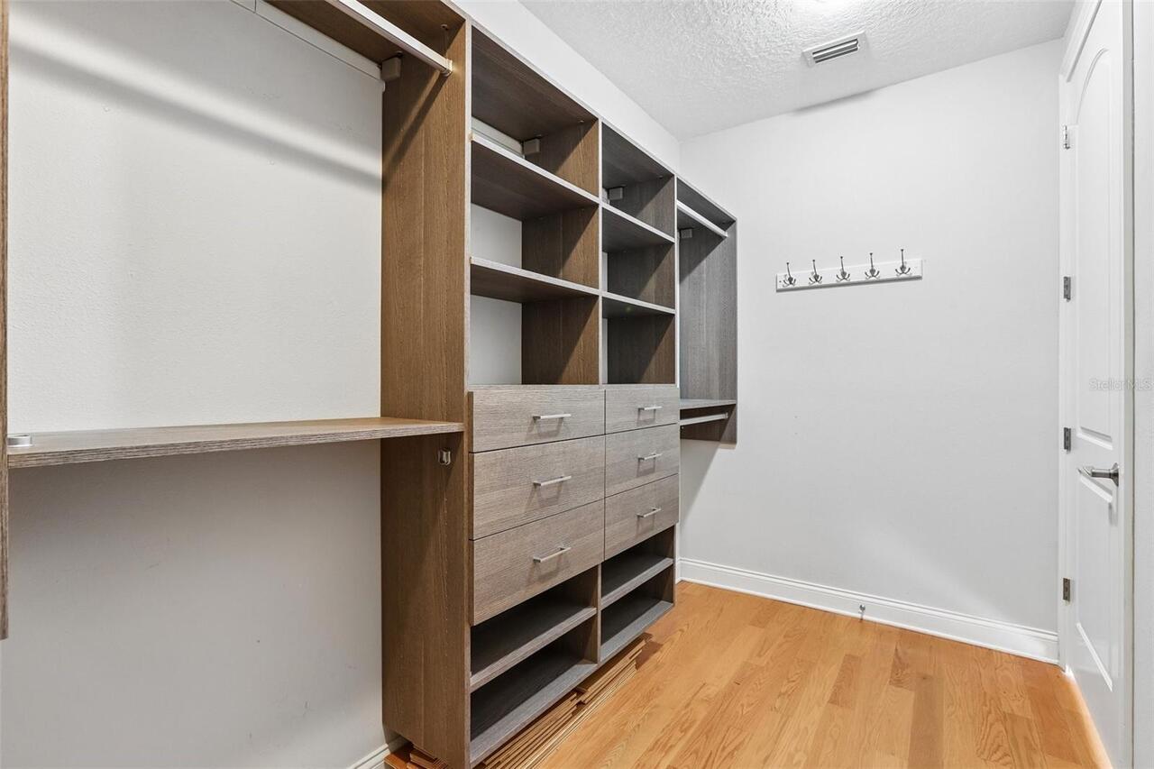 Listing Photo 37