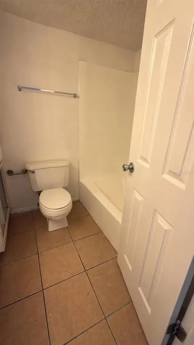Listing Photo 7