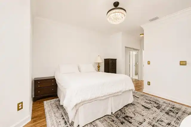 Listing Photo 16