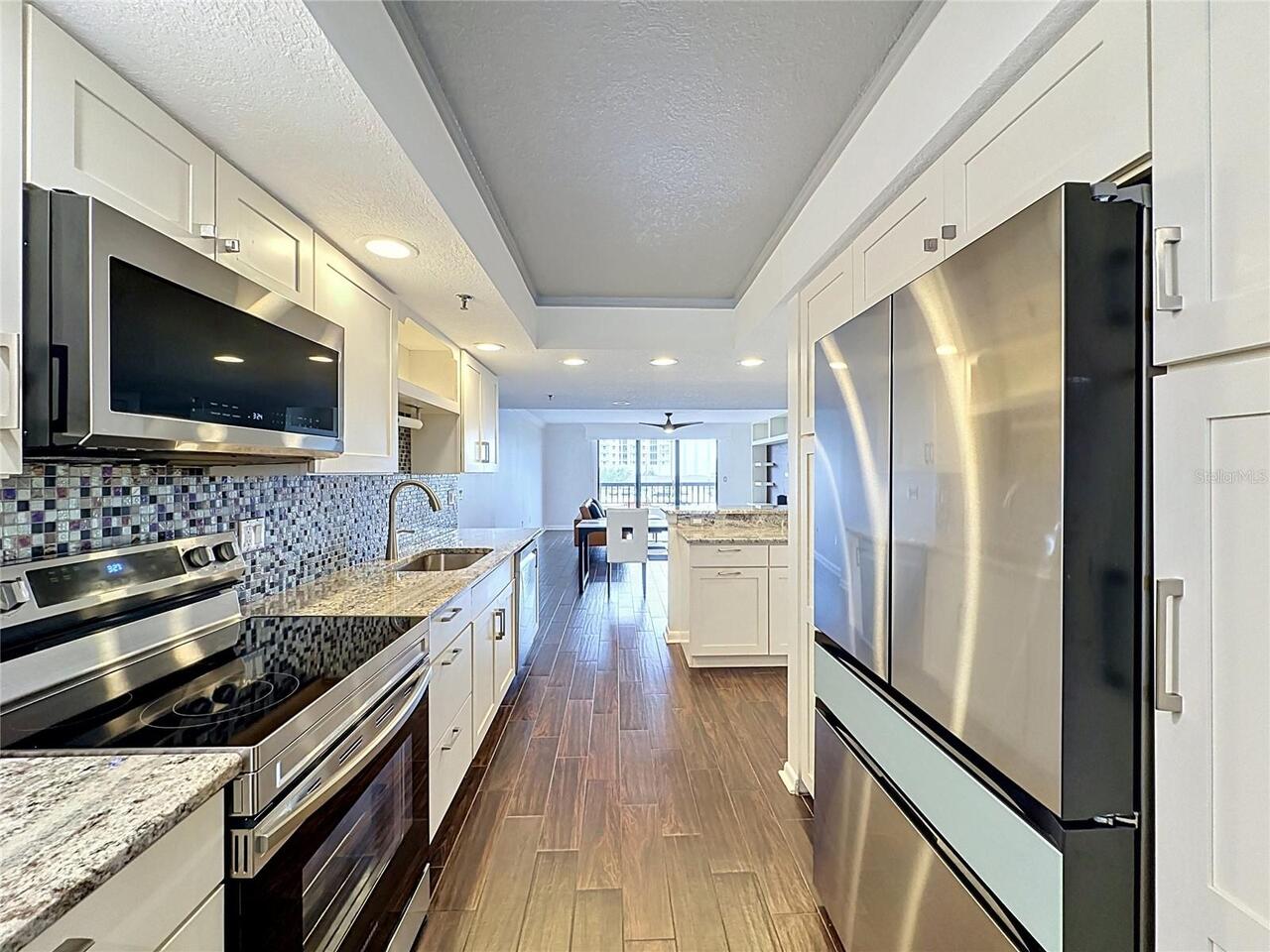 Listing Photo 9