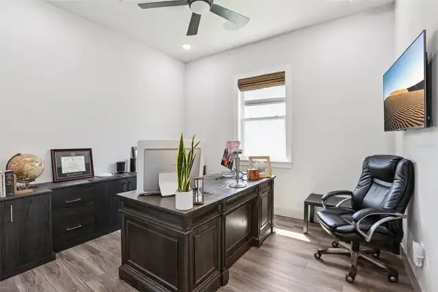 Listing Photo 19