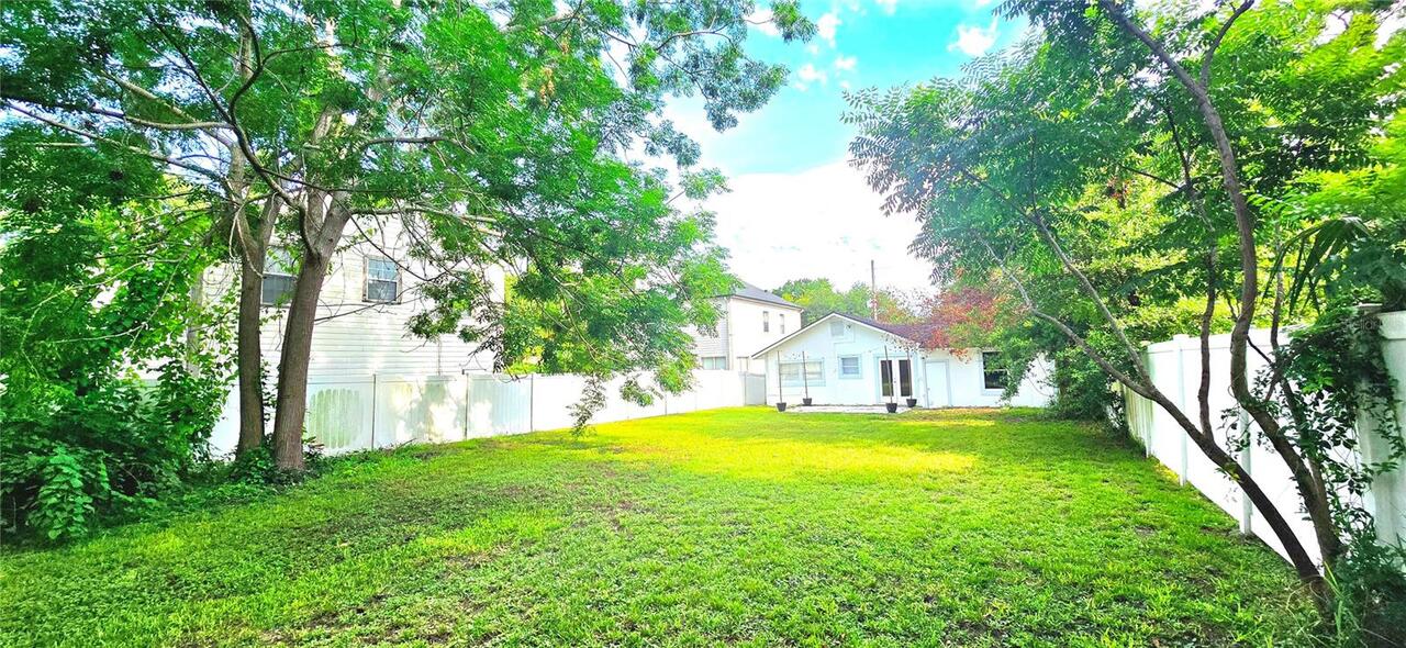 Listing Photo 11