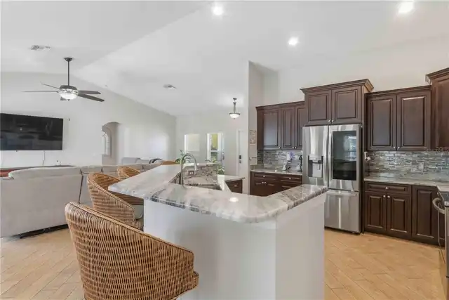 Listing Photo 19