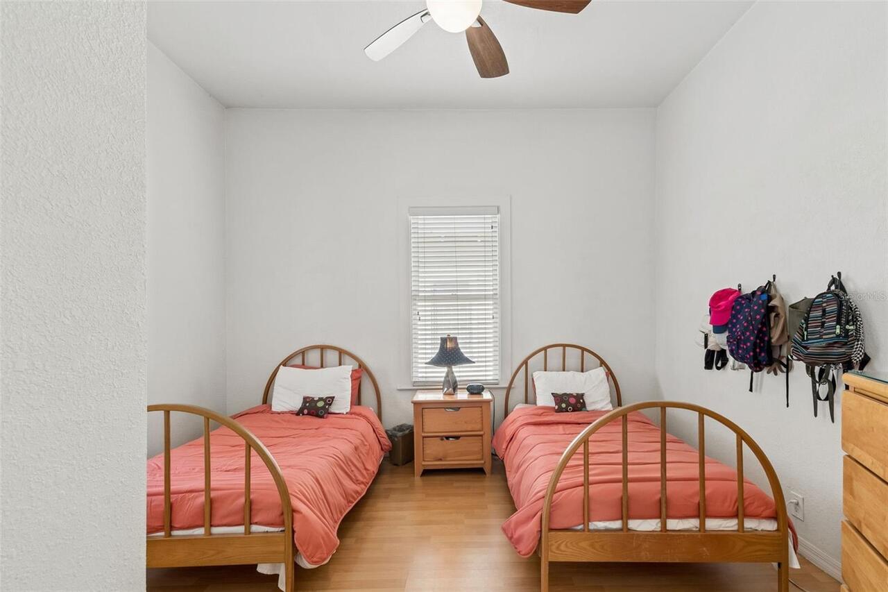 Listing Photo 14