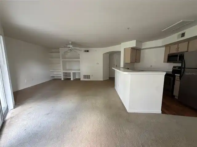 Listing Photo 6