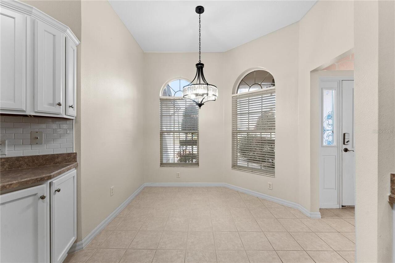 Listing Photo 8