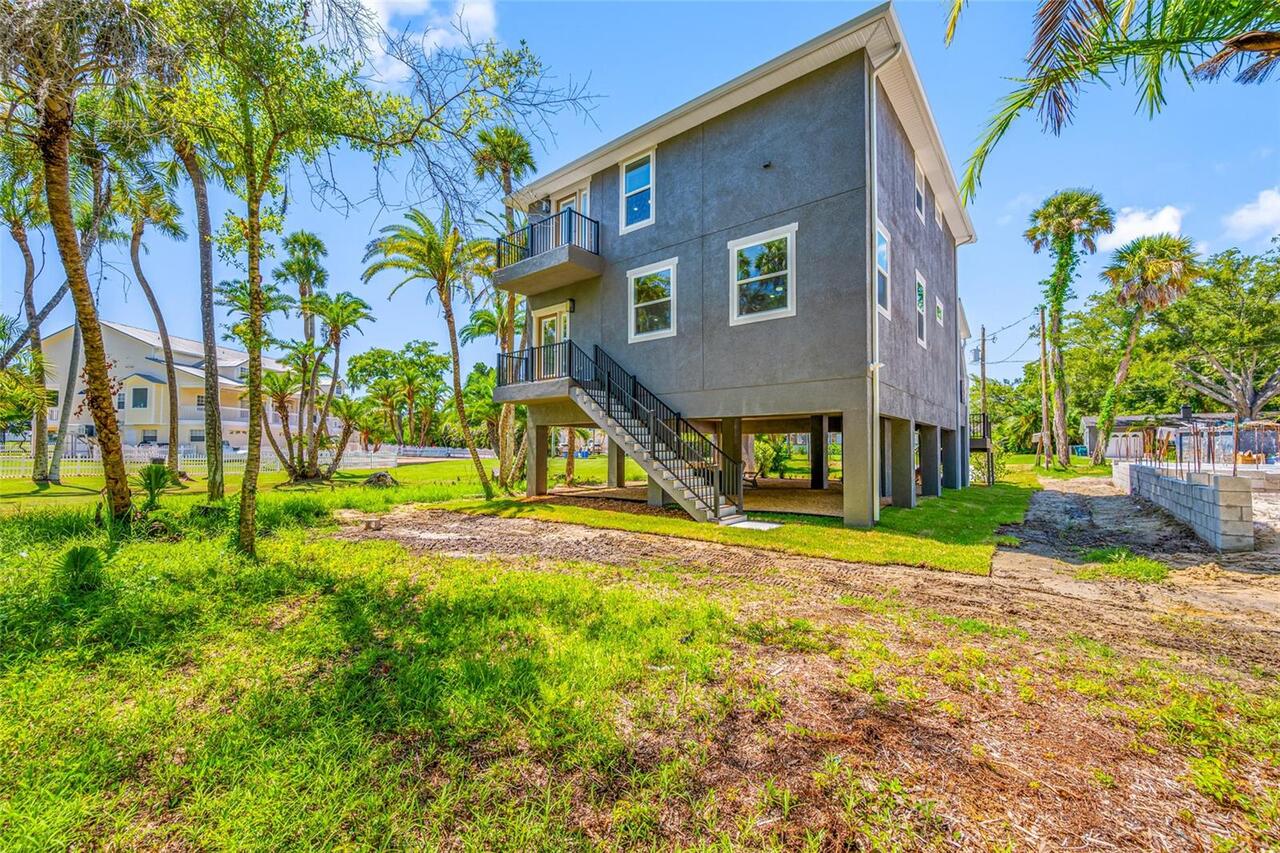 Listing Photo 42