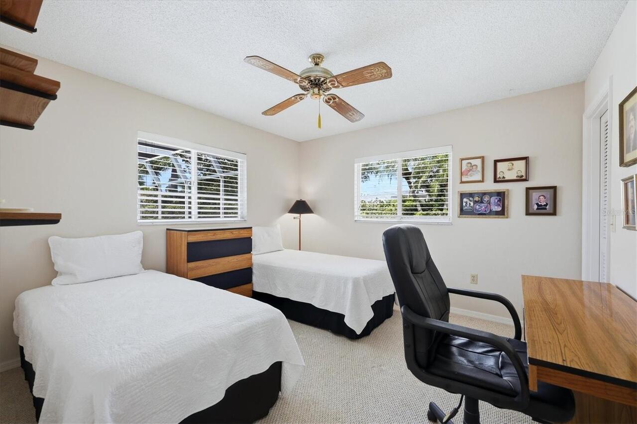 Listing Photo 17