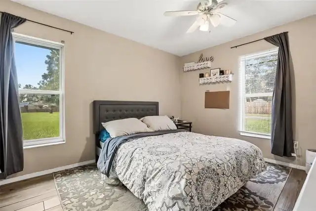 Listing Photo 16