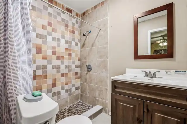 Listing Photo 20