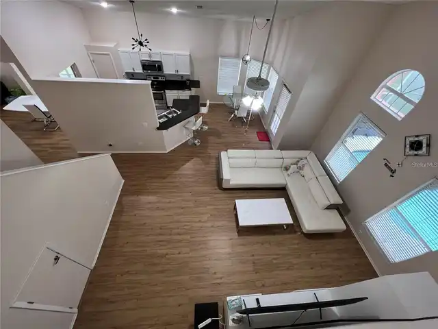 Listing Photo 16