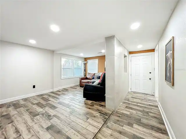 Listing Photo 6