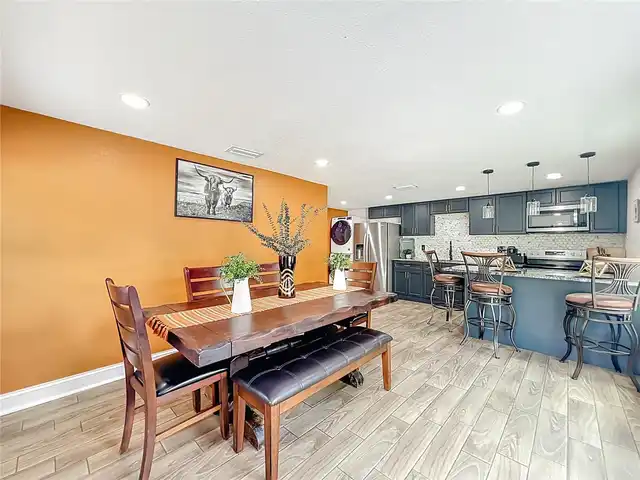 Listing Photo 15