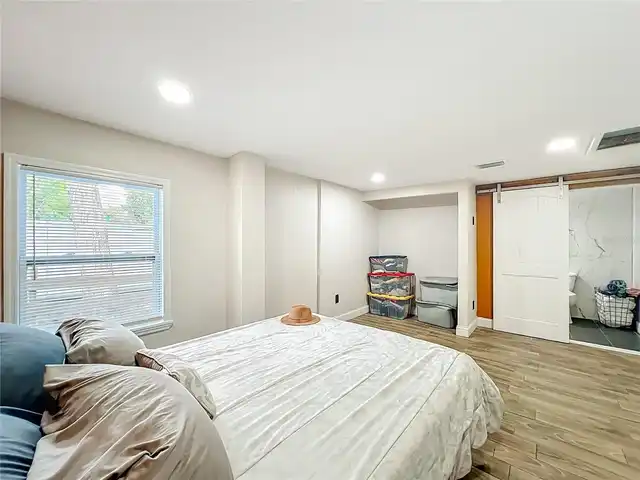 Listing Photo 19