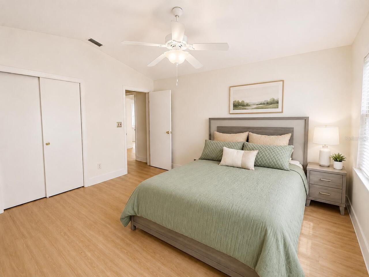 Listing Photo 7