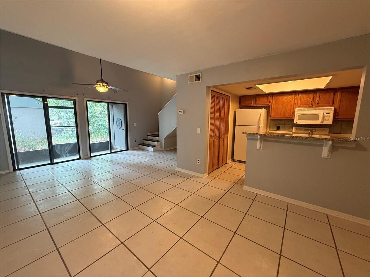 Listing Photo 9