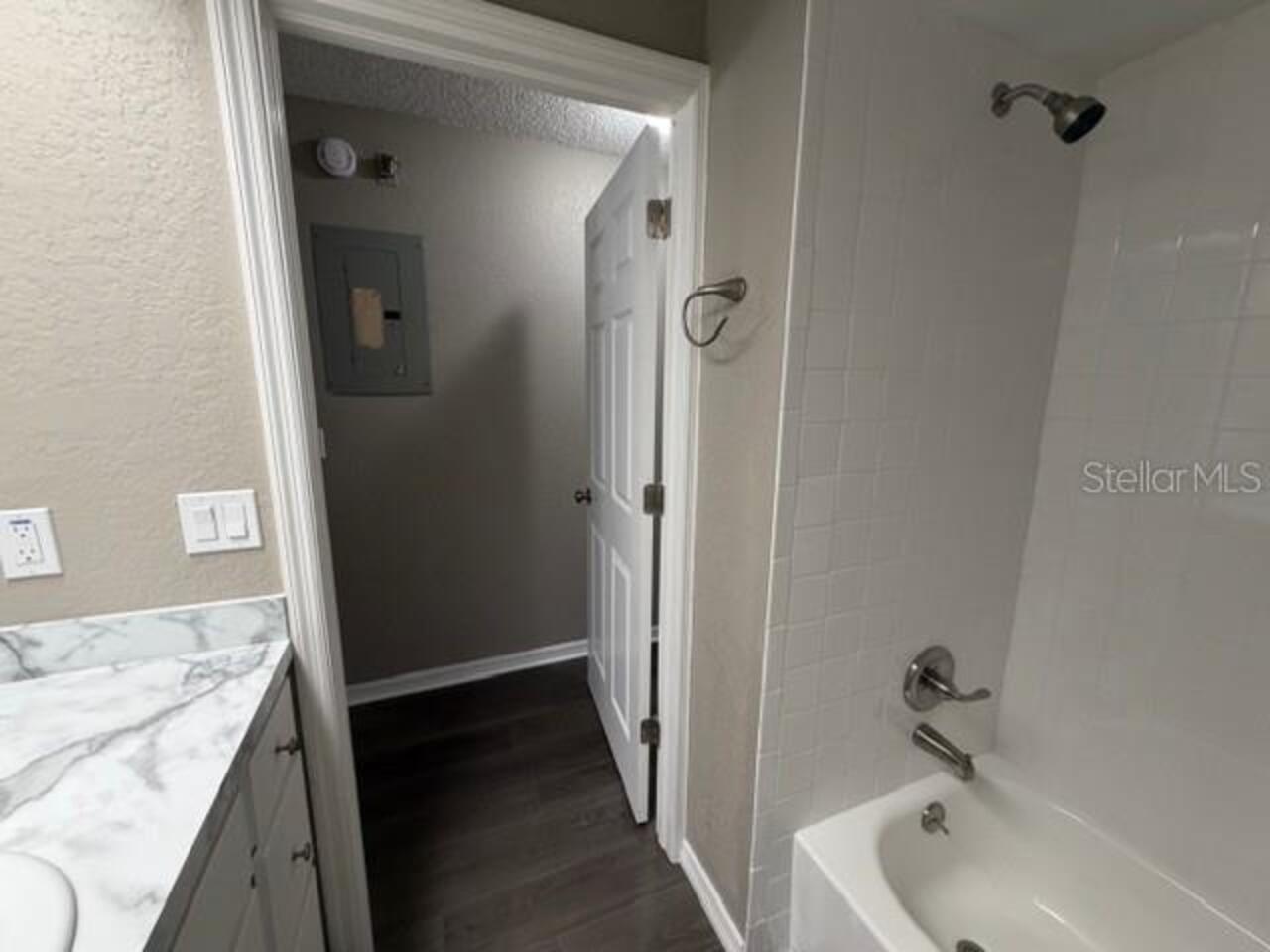 Listing Photo 14