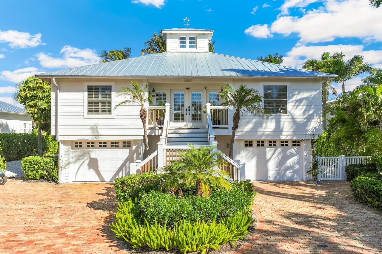 4BR, Home, 3BA, $4,995,000
Read More