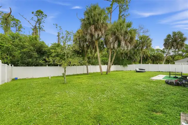 Listing Photo 32