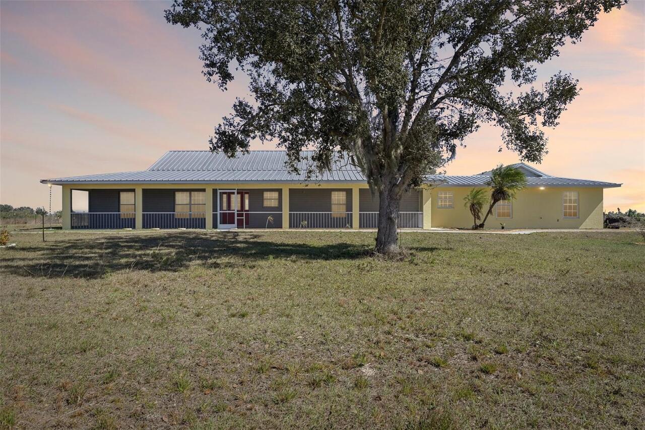 Myakka City Real Estate