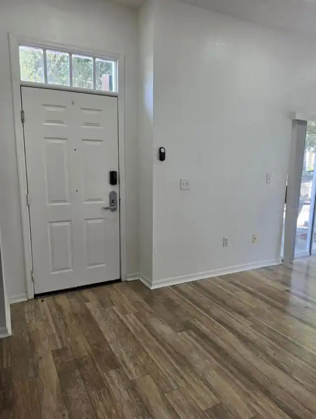Listing Photo 6