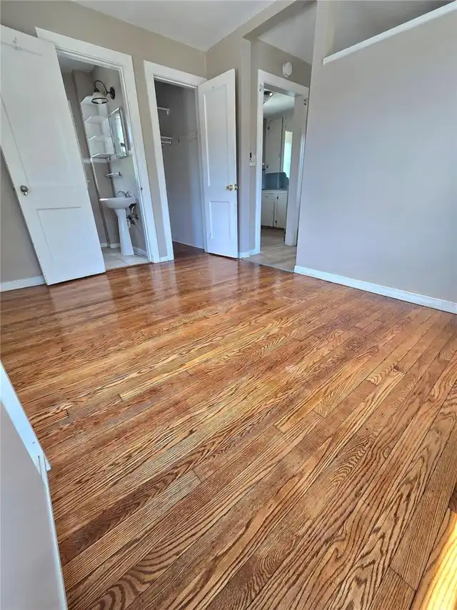 Listing Photo 16