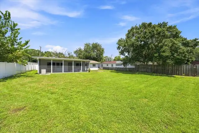 Listing Photo 17